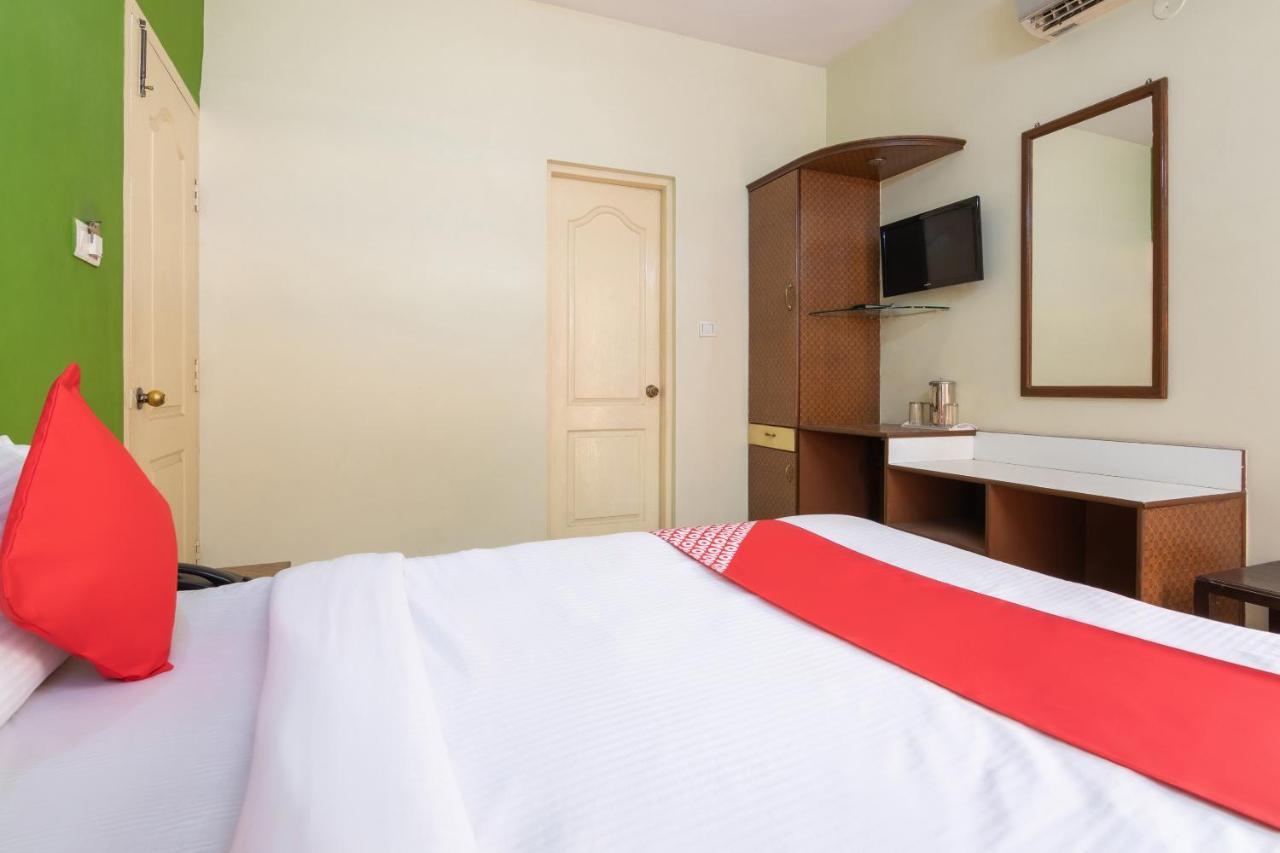 Oyo 10478 Raj Residency Hotell Bangalore Exteriör bild