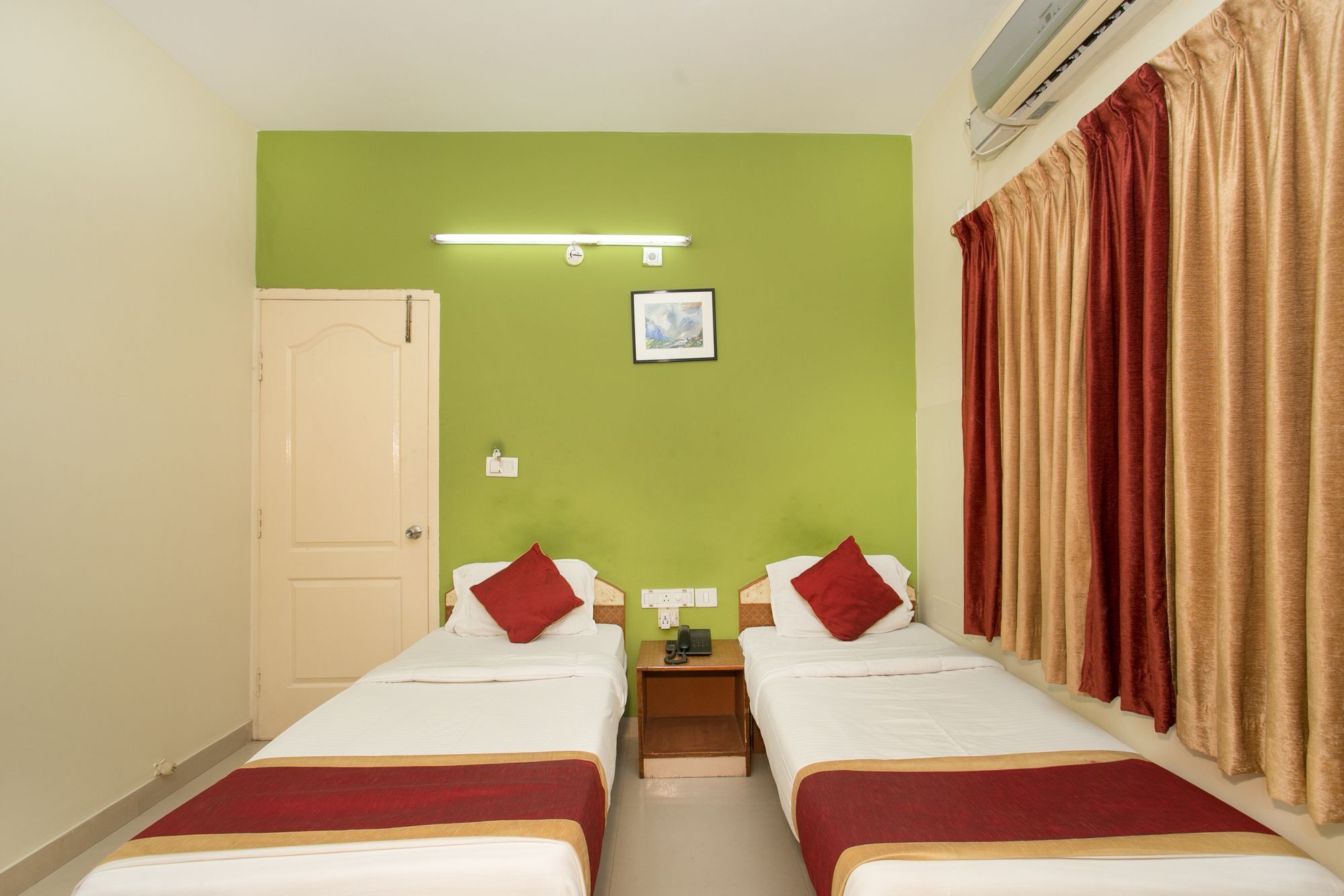 Oyo 10478 Raj Residency Hotell Bangalore Exteriör bild